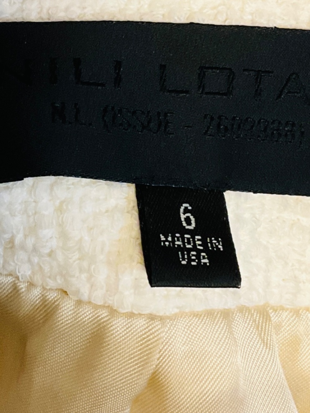 NILI LOTAN IVORY TWEED ROMY CROPPED JACKET - Picture 4 of 5